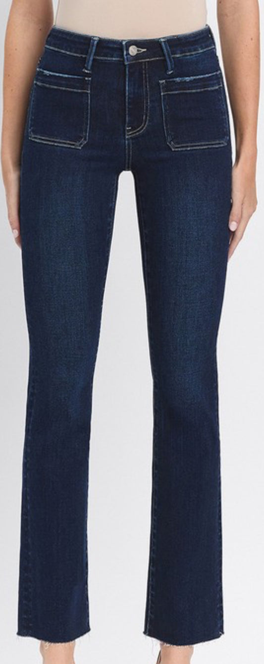 RESTOCKED! Front pockets stretch bootcut