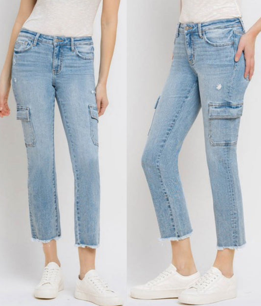 Mid rise slim cropped cargo jean with stretch