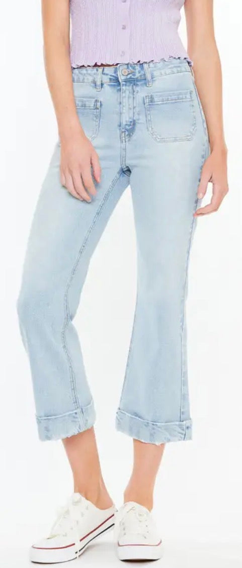 Mid rise light crop wide leg flare with front pockets and stretch