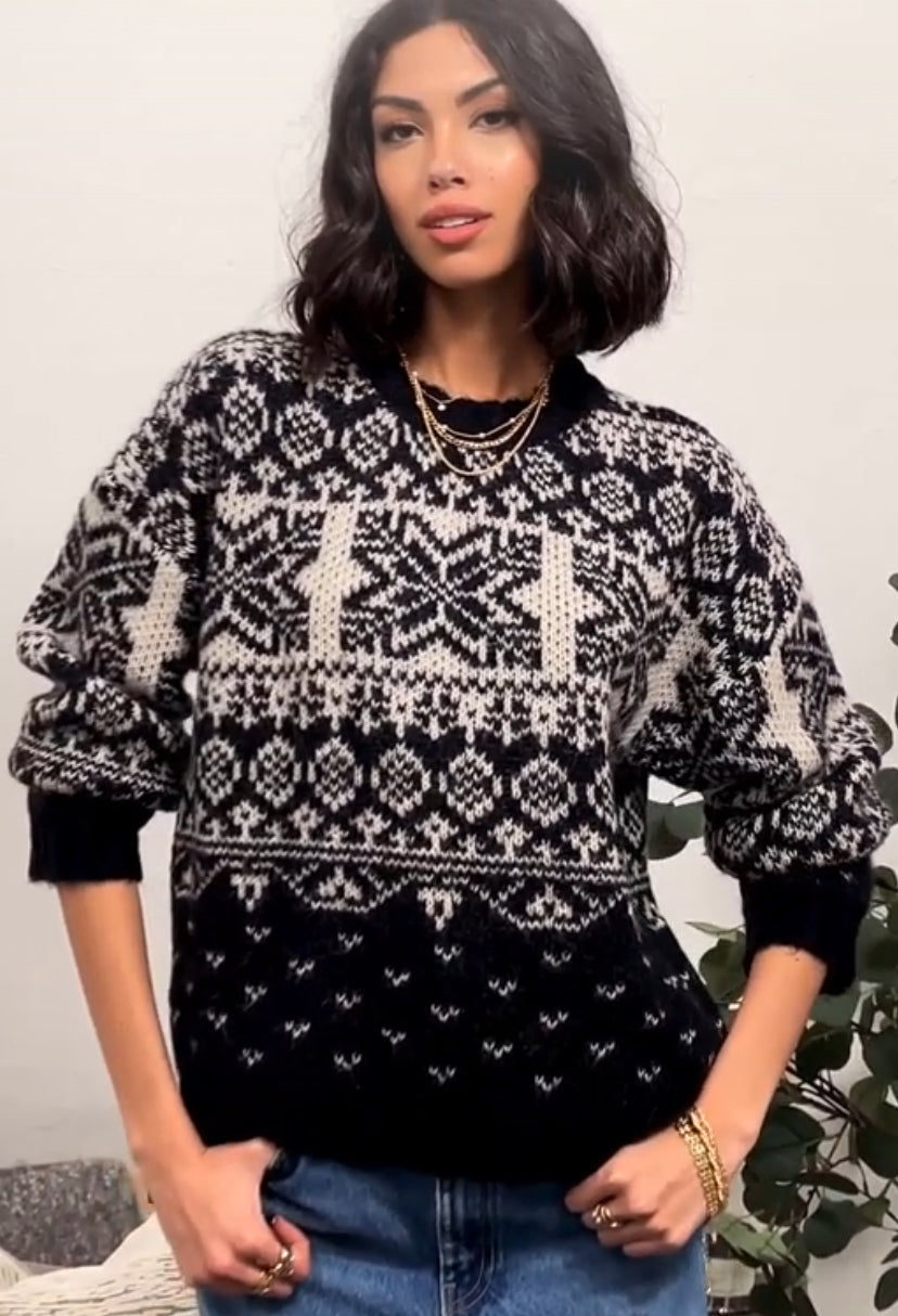 Heartloom black/white Adair sweater