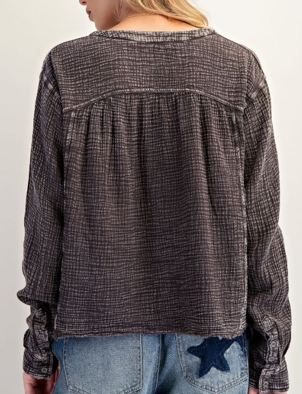 Mineral washed gauze blouse (brownish black)