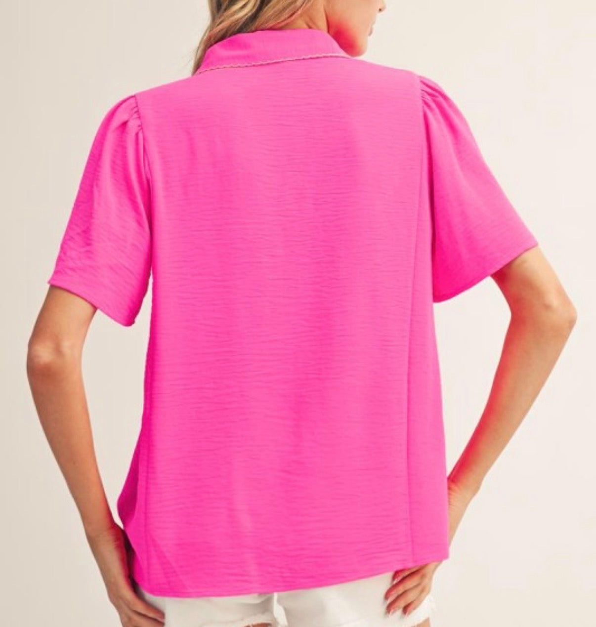 PREORDER NOW, Arriving Friday…Pink v neck with collar lightweight airflow top