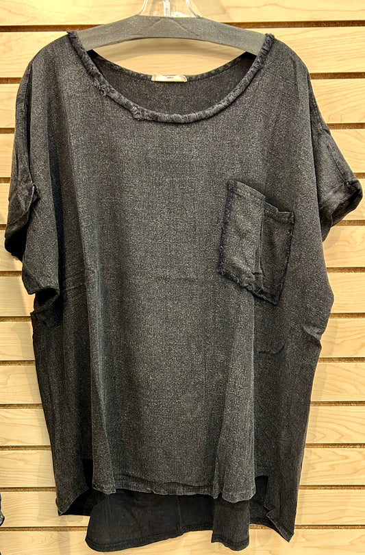 PLUS SIZE washed black short sleeve top with pocket
