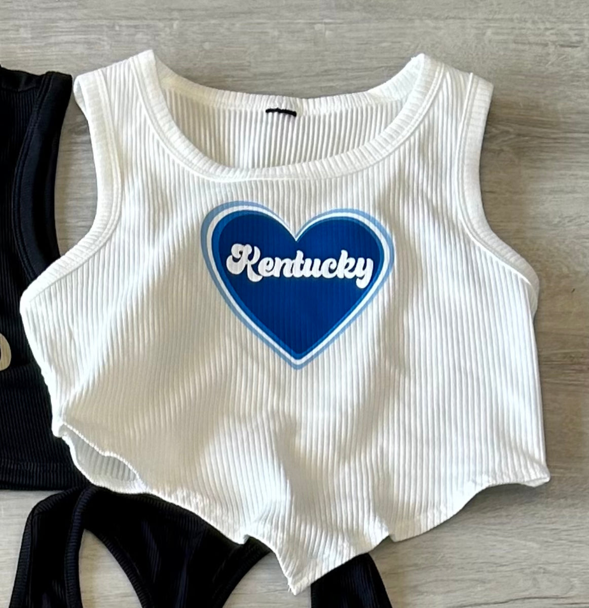 In stock: diagonal bottom tanks