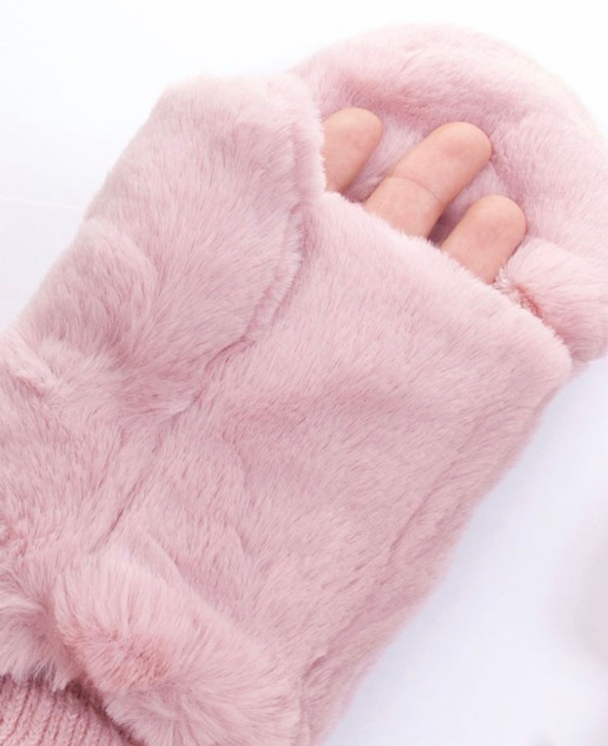 PREORDER NOW, Arriving Friday…CC super soft & warm faux fur pop top mittens with sherpa lining, BEST SELLER! 🎁GREAT GIFT!🎁