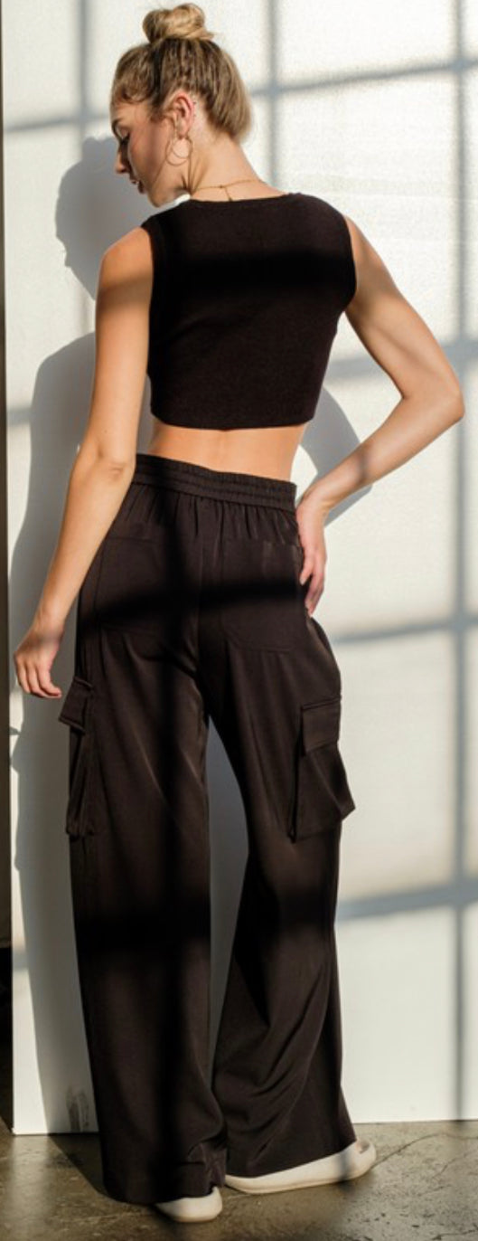 Curved front soft knit crop tanks (2 colors)