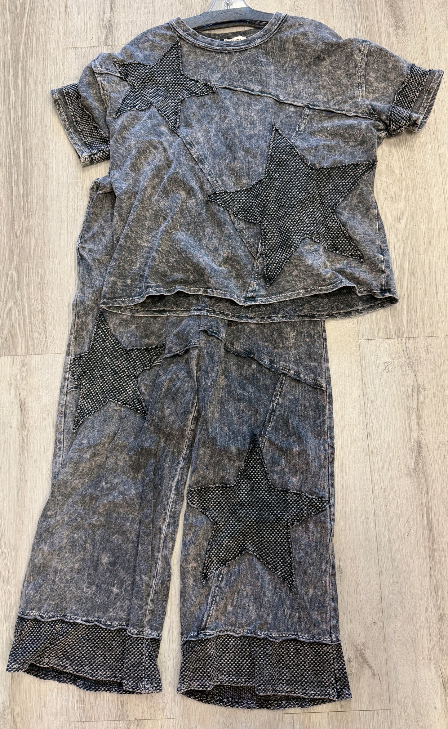 Mesh star set (sold separately)