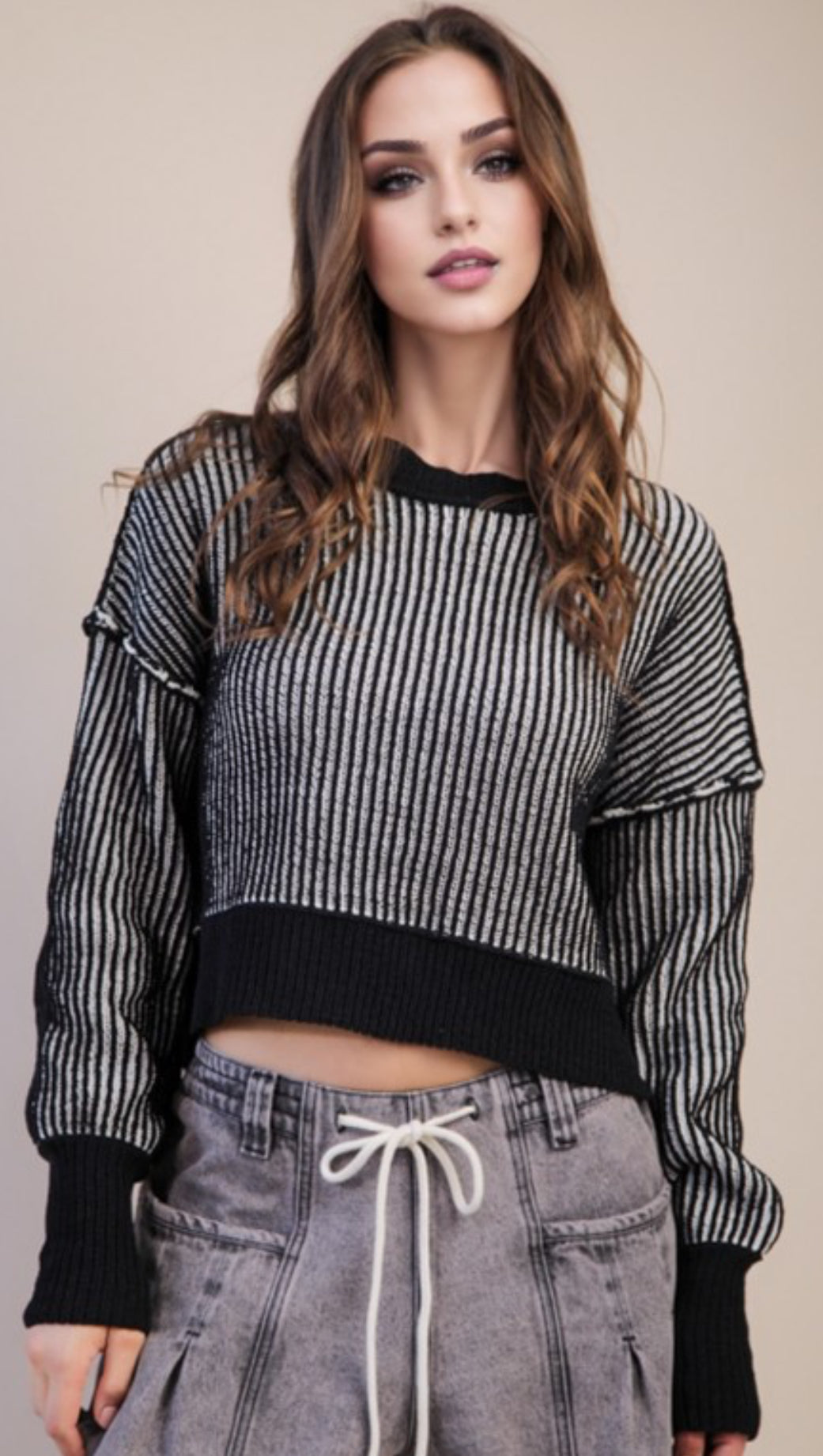 Black/white 2 tone sweater