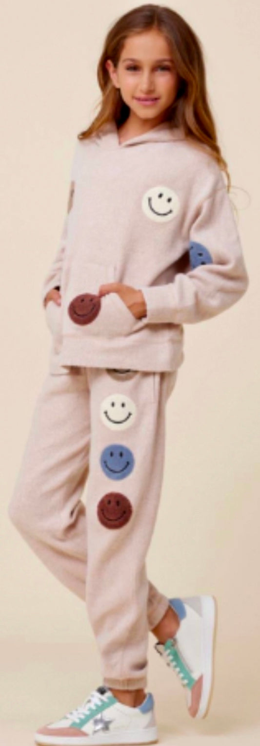 Kid's Vintage Havana cream with smiley patches soft set (sold separately)
