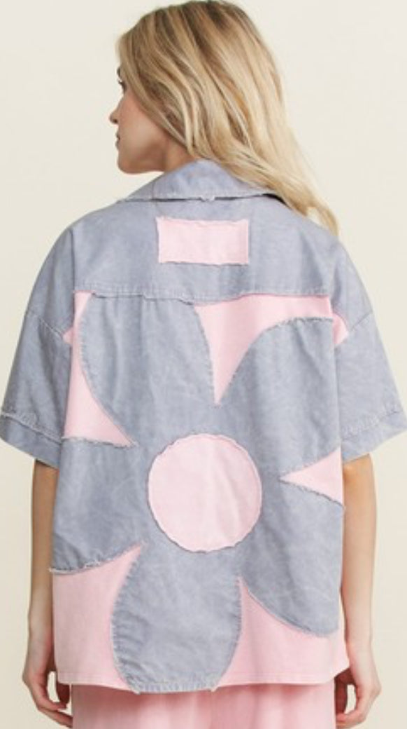 Pink short sleeve, loose fit shacket with denim pockets and back daisy