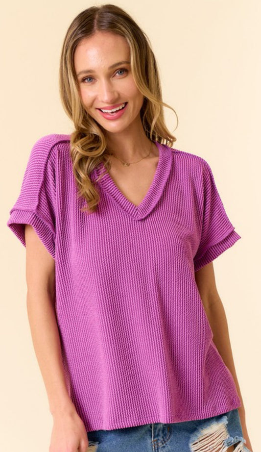Magenta short sleeve rib v neck top