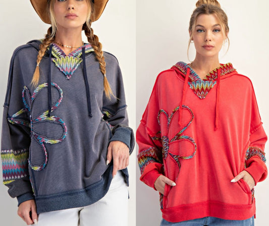 Loose fit hoodies with multicolored stitching and daisy