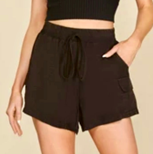 Black woven pull on shorts with pockets