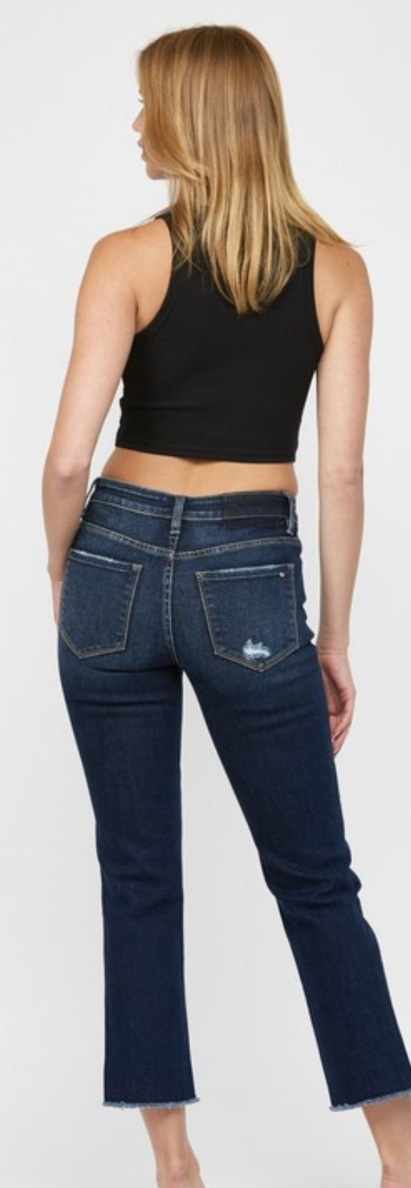 Mid rise dark crop jeans with stretch