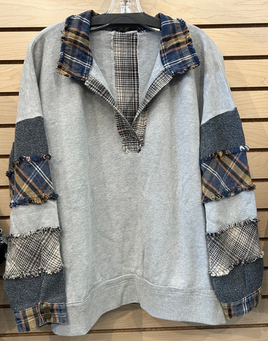 Grey loose fit sweatshirt with plaid inserts (also available in plus size)