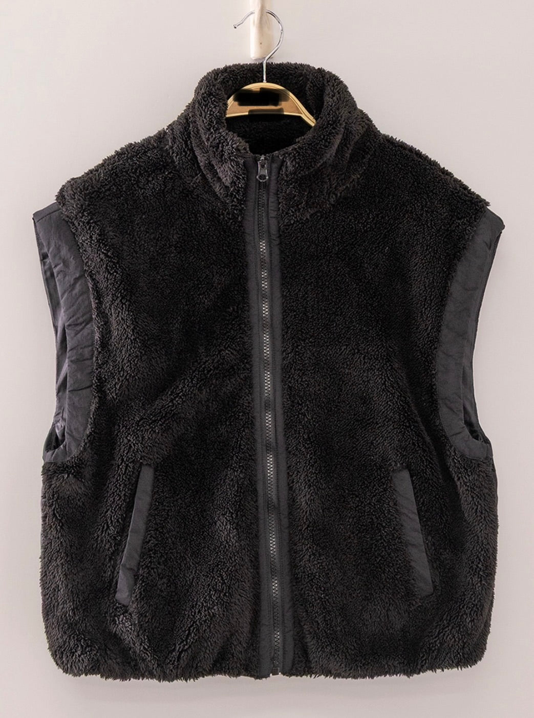 Black soft sherpa vest with puffer back