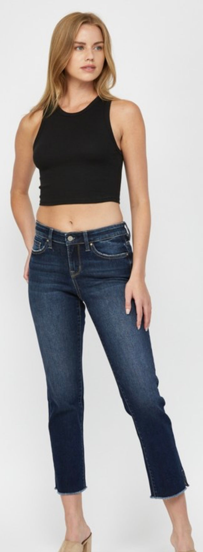 Mid rise dark crop jeans with stretch