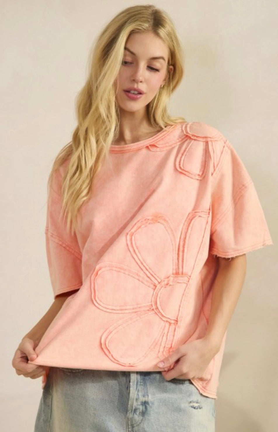 Melon loose fit top with tonal daisies