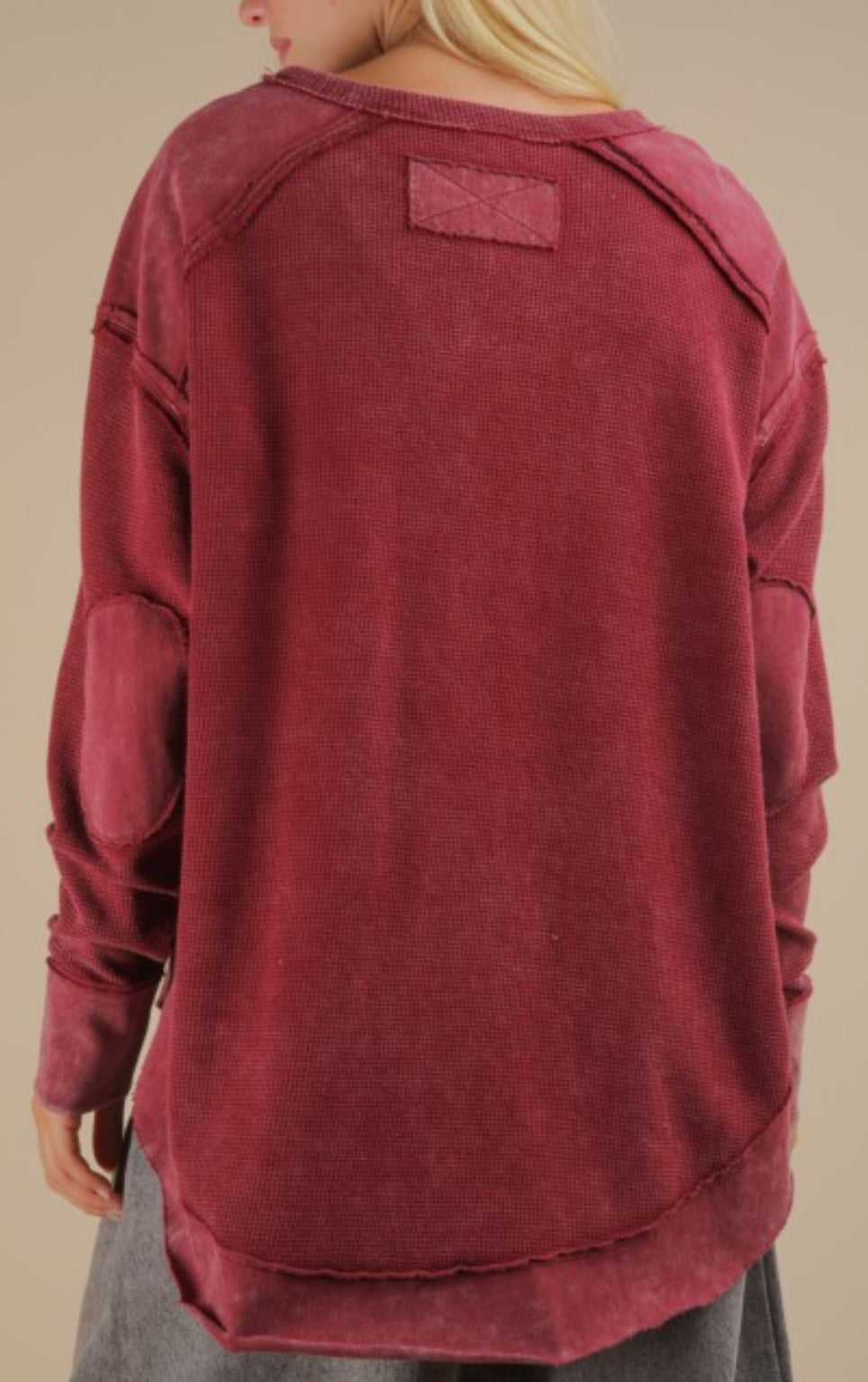 Crew neck hi/lo tops with tonal elbow patches