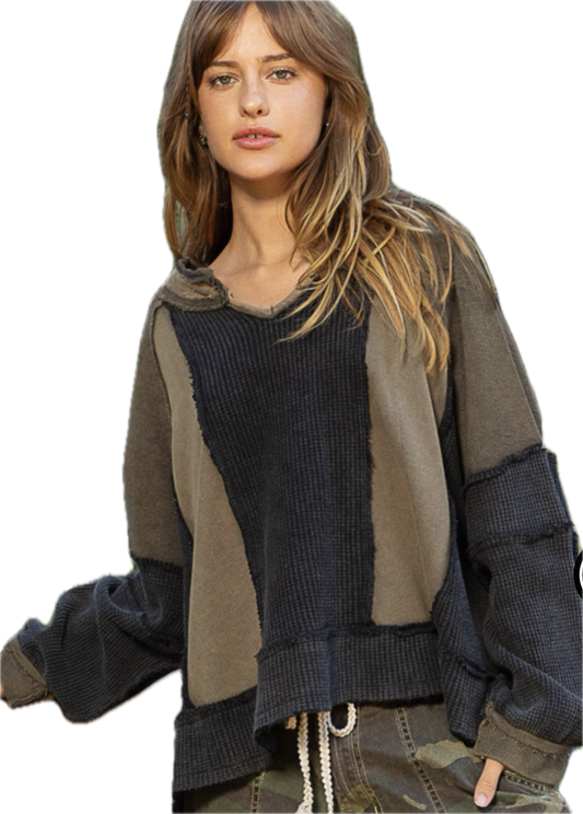 Olive/black loose fit sweatshirt with thermal inserts (available up to XXL)
