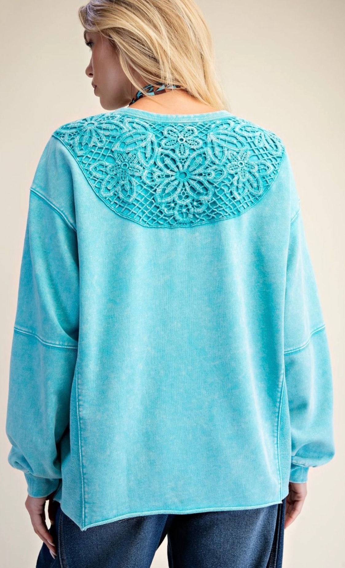 PREORDER NOW, Arriving tomorrow…Turquoise loose fit sweatshirt with bows and crochet back, see pic 2 for back