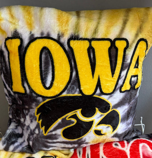 In stock tie dye pillows