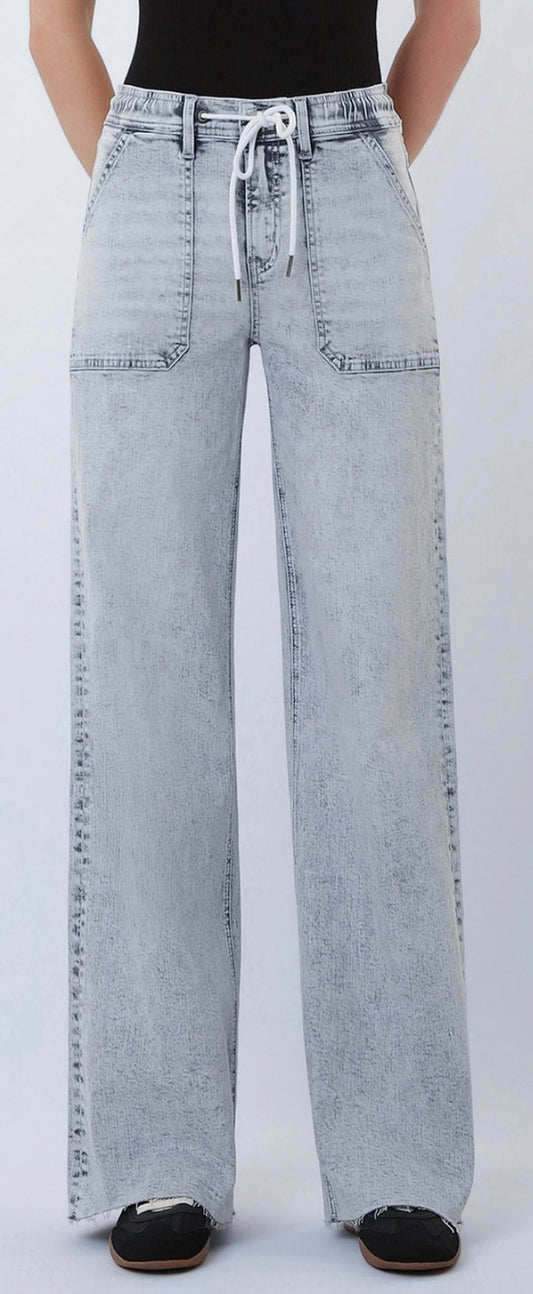 PREORDER NOW, Arriving next week…High Rise Utility Pocket Drawstring Wide Leg Jeans