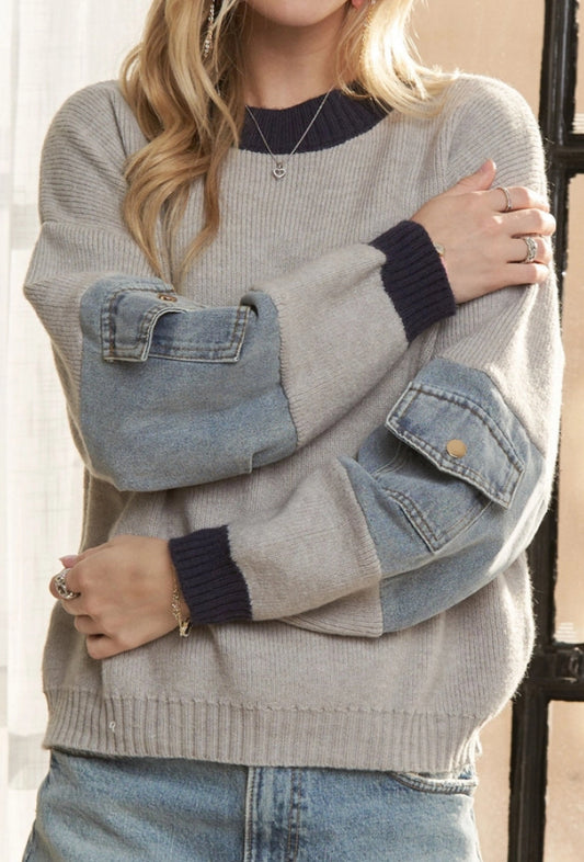 Grey sweater with colorblock trim and denim pockets