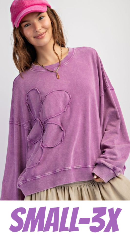 Orchid loose fit sweatshirt with tonal large daisy (also available in plus size)