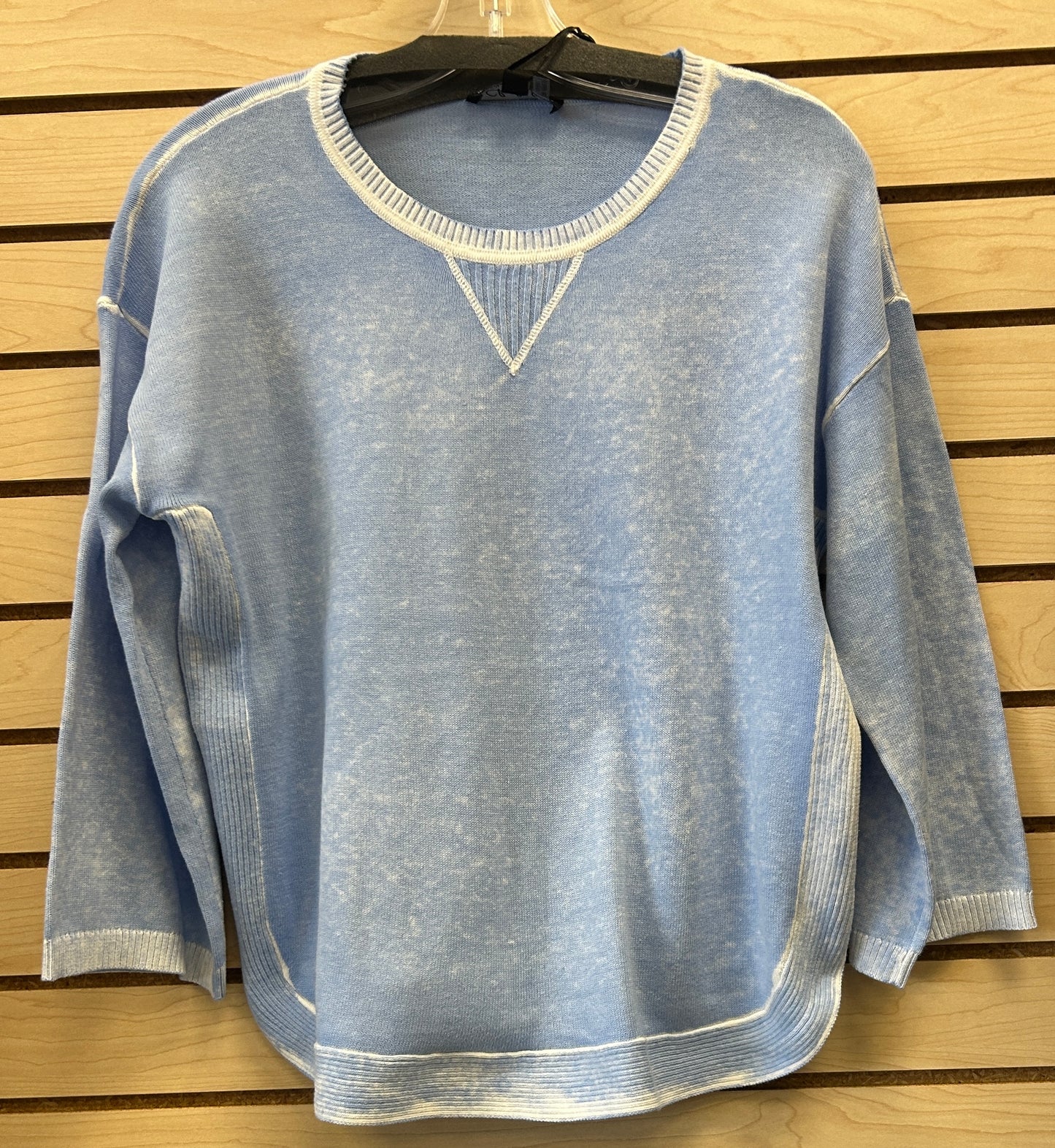 Charlie B snow wash 3/4 sleeve lightweight sweaters
