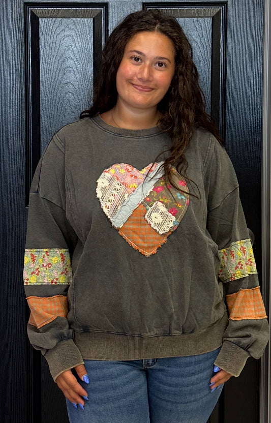 Grey sweatshirt with patchwork heart and sleeves, ALSO AVAILABLE IN PLUS SIZES!