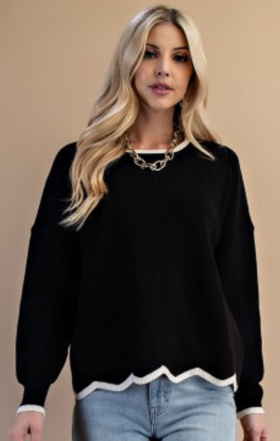 Black scallop hem knit top with white trim
