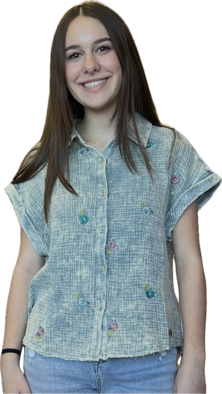 Green gauze blouse with embroidered flowers