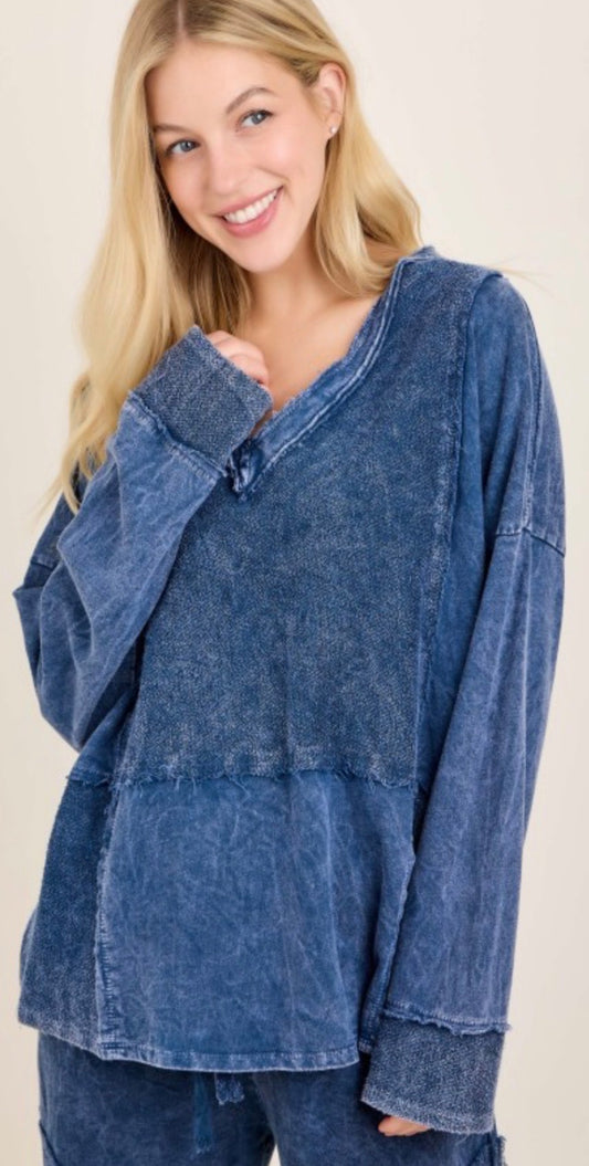 PREORDER NOW, Arriving Thursday…Navy mixed fabric v neck top